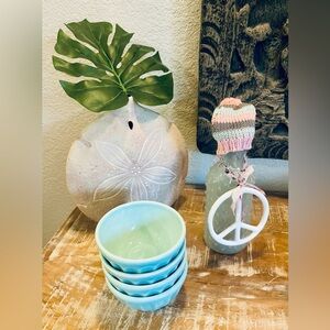 Anthropologie -  Primagera - Portugal - Fluted - Latte Coupe Cereal Bowl - Aqua